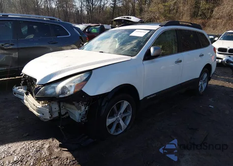 2013 Subaru Outback 3.6R Limited z USA, uszkodzony, nr VIN 4S4BRDSC4D2225783